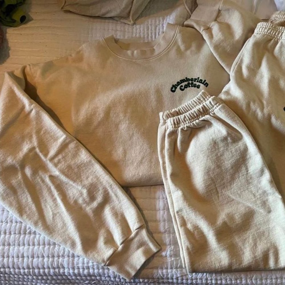 New Emma Chamberlain Coffee Unisex Sweatshirt Large
